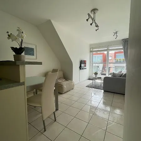 Penthousestudio Gaudi Met Zonneterras En Zicht Op Zee Appartamento *