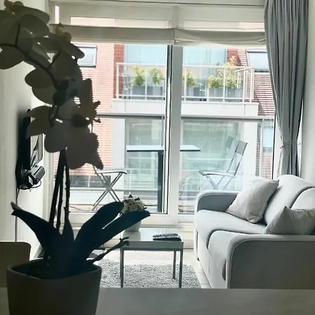 Penthousestudio Gaudi Met Zonneterras En Zicht Op Zee Appartamento *