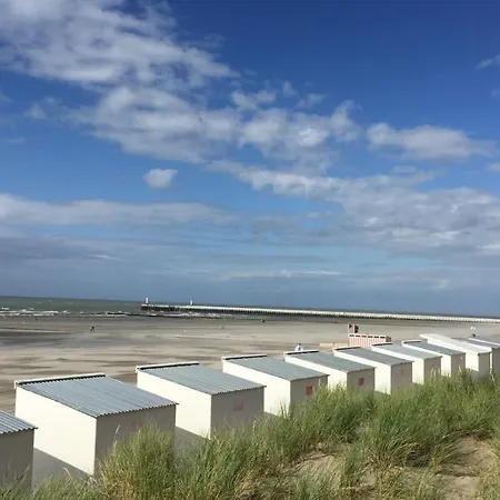 Penthousestudio Gaudi Met Zonneterras En Zicht Op Zee Appartamento